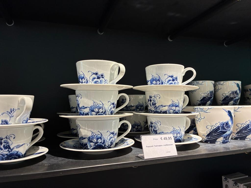 Delft coffee cups